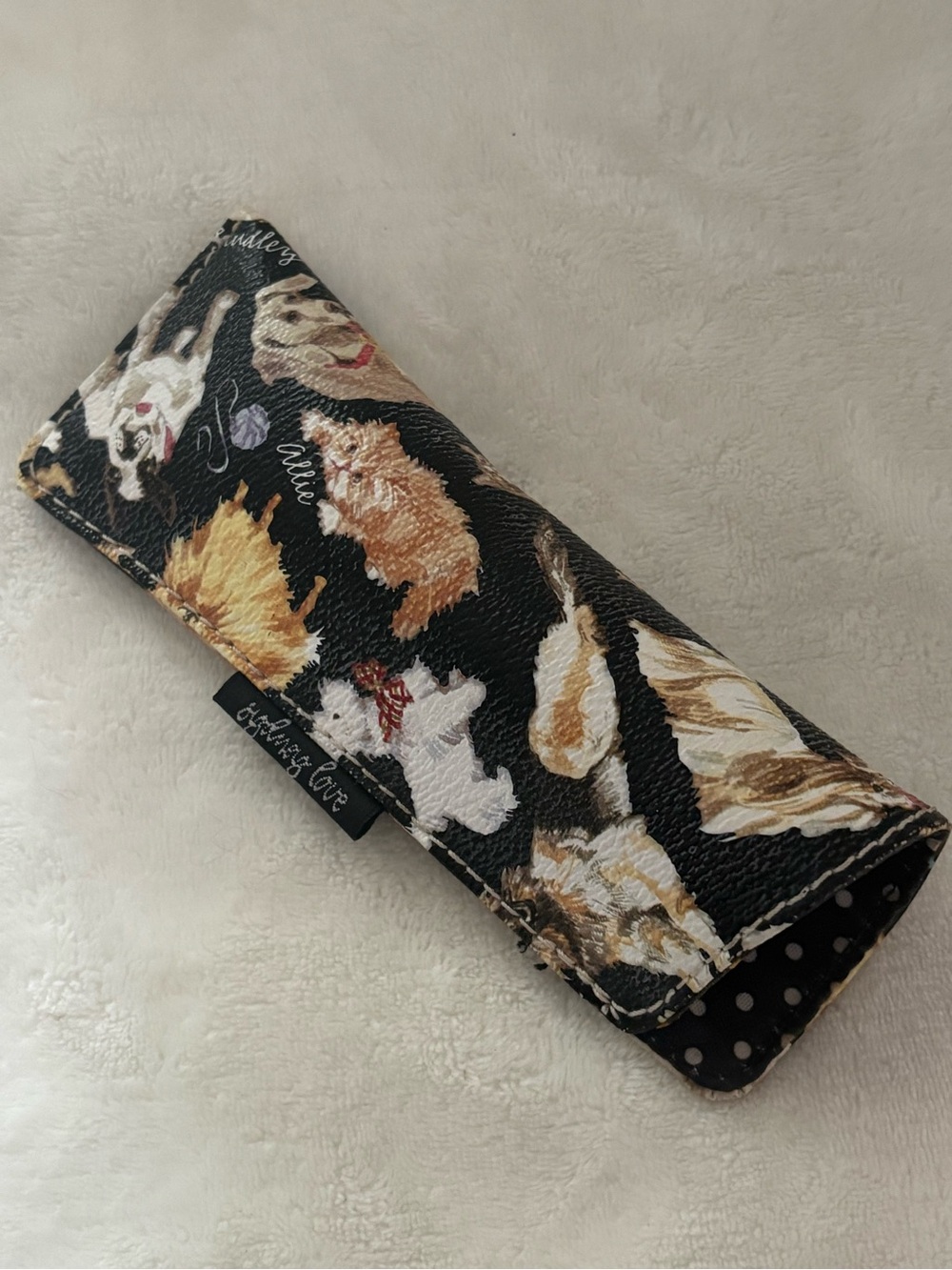 Sydney Love Vintage 2003 Cats & Dogs Breed Print Eyeglass Case